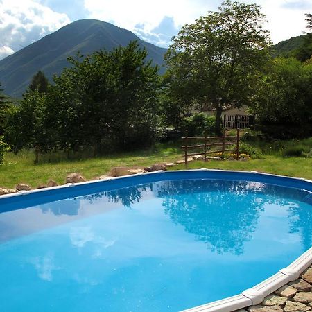 B&B Cascina Dell'Orso Castelsantangelo sul Nera Dış mekan fotoğraf