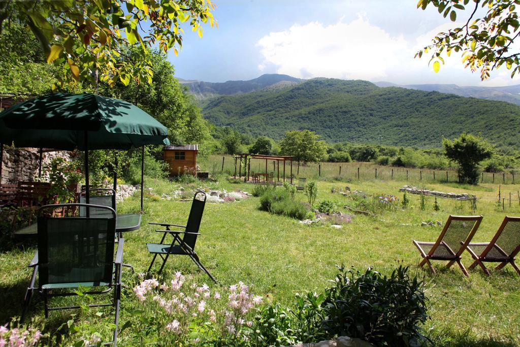 B&B Cascina Dell'Orso Castelsantangelo sul Nera Dış mekan fotoğraf